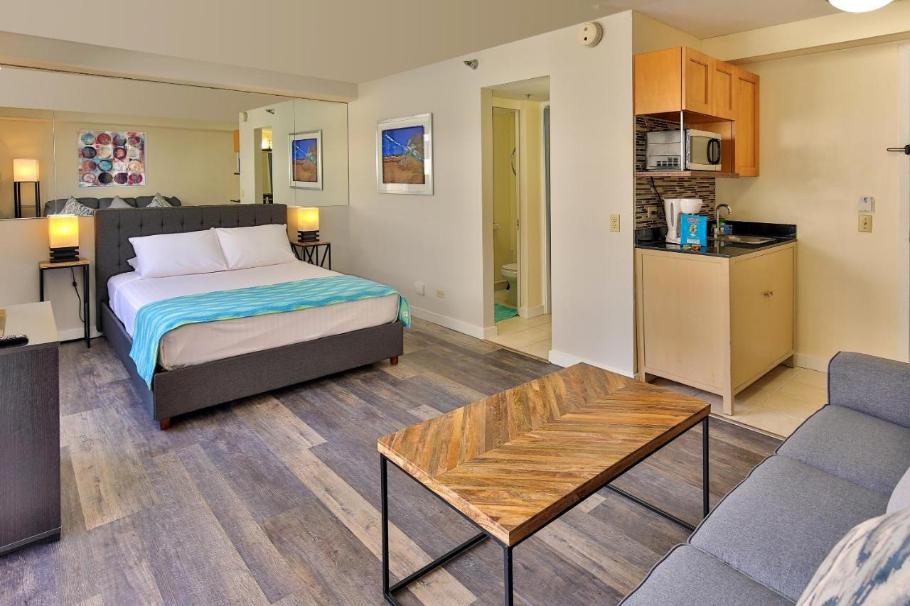 City View Studio With Pool Access In Aloha Surf! Гонолулу Экстерьер фото
