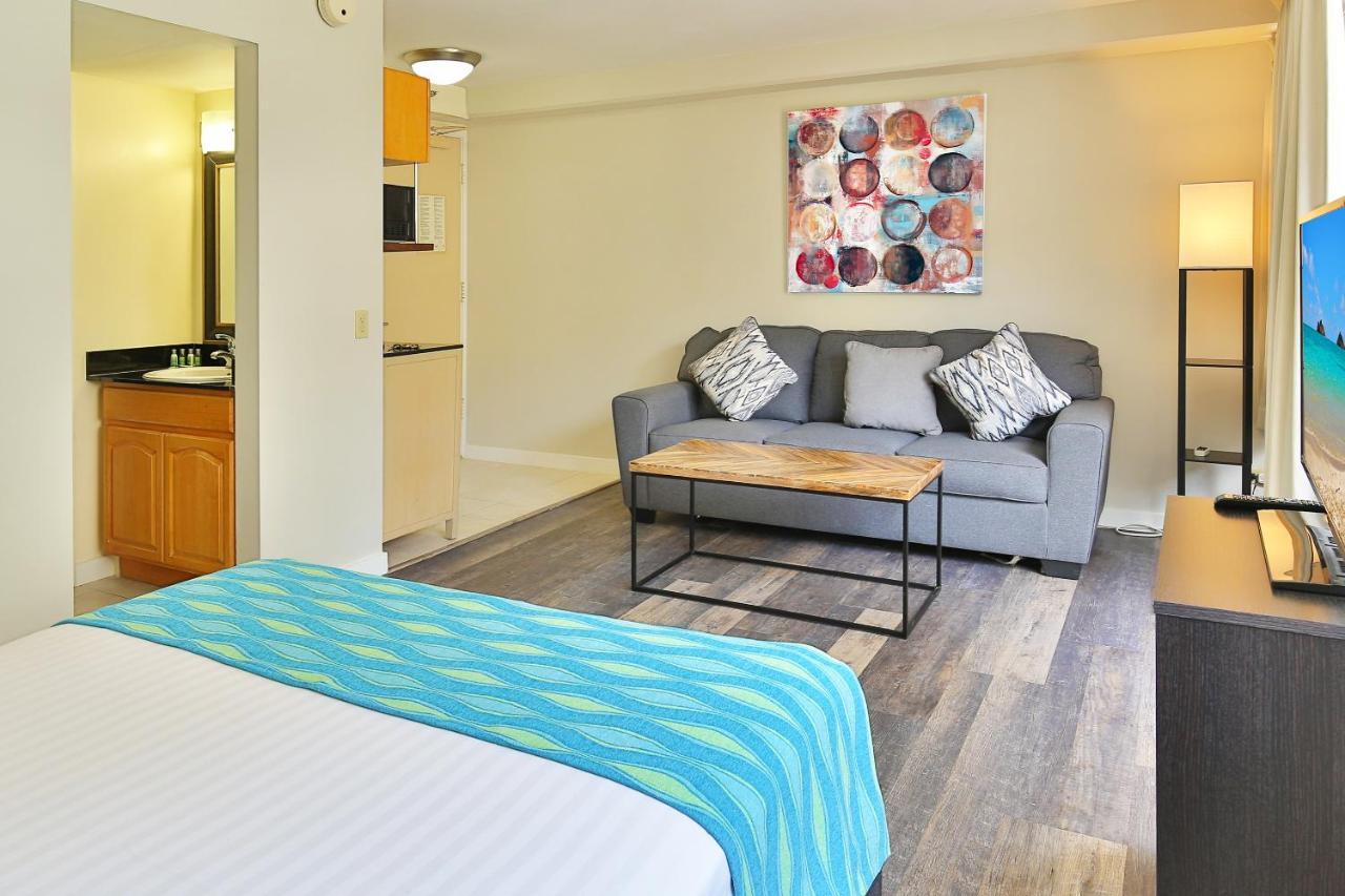 City View Studio With Pool Access In Aloha Surf! Гонолулу Экстерьер фото